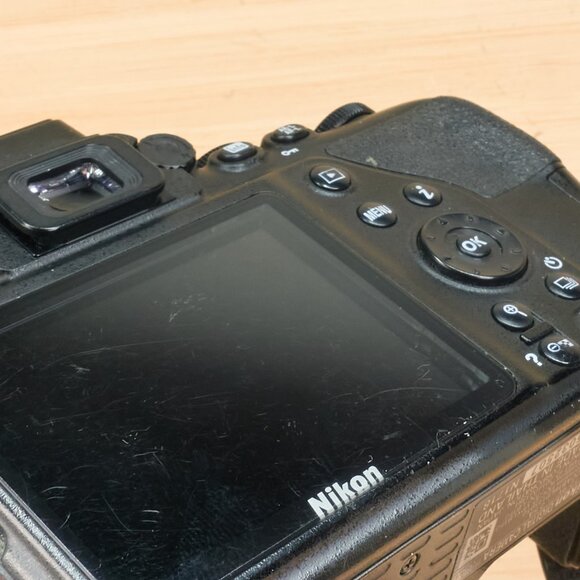 Nikon D3500 24.2MP DSLR Camera / With AF-P DX NIKKOR 18–55mm f/3.5–5.6G VR Lens - Picture 8 of 11